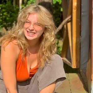 Meet your Posher, Paige